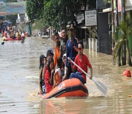 Ilustrasi banjir menghantui Kofa Pekanbaru di musim penghujan (foto/int)